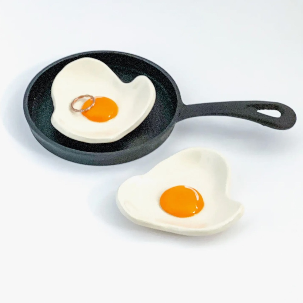 EGG DISH